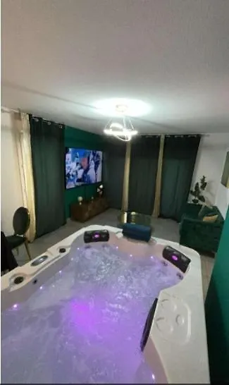 Suite And Jacuzzi Toulouse Apartamento