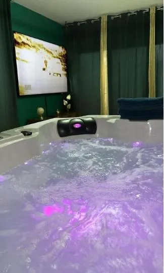 Suite And Jacuzzi Toulouse