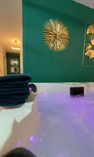 Suite And Jacuzzi Toulouse Apartmán