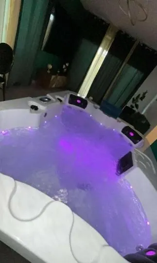 Apartmán Suite And Jacuzzi Toulouse