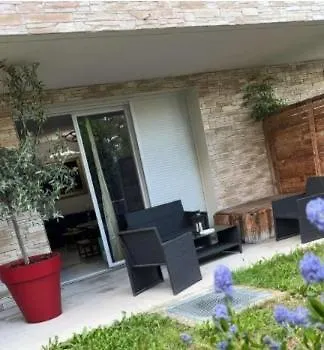 Suite And Jacuzzi Toulouse Francie